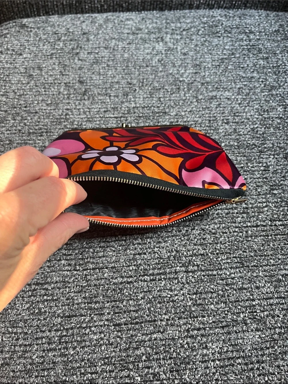 1970s Floral Satin clutch Purple & Orange Excellent condition!